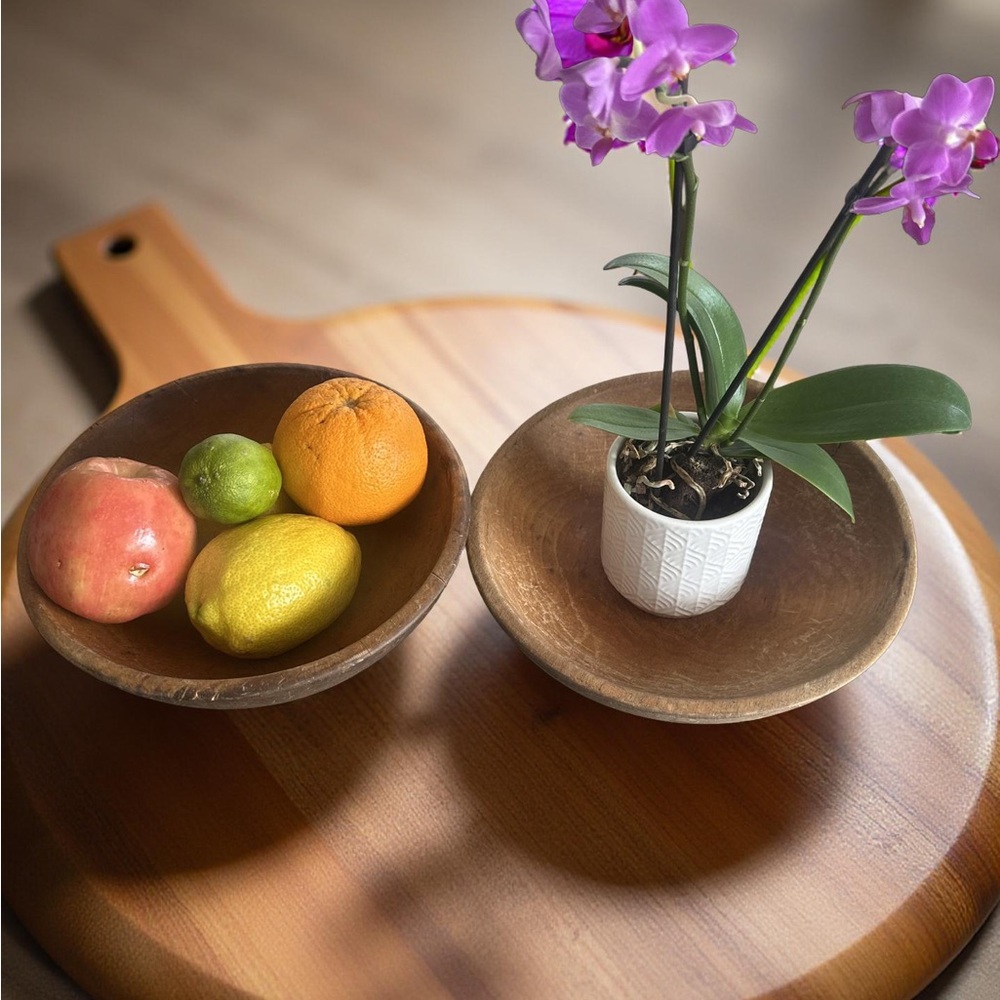 2 -Vintage MUNISING 2nd Primitive Rustic Wooden Dough Bowls 10 & 10-11 Dia.